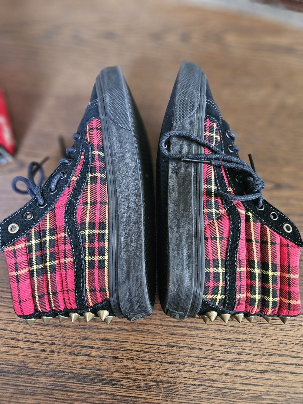Vans Sk8-Hi Plaid High-Top Sneakers - Black & Red Size Womens 6.5 Mens 5 - Picture 6 of 12